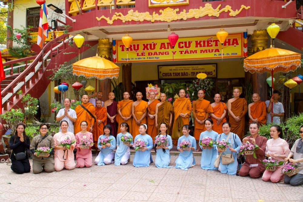 Đà Nẵng: Lắng đọng hiếu hạnh và ánh sáng chánh pháp trong mùa Vu Lan tại Tổ đình Tam Bảo
