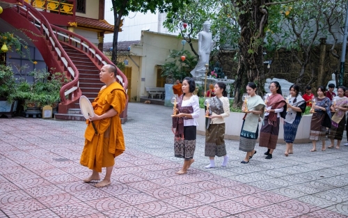 Sinh viên Lào